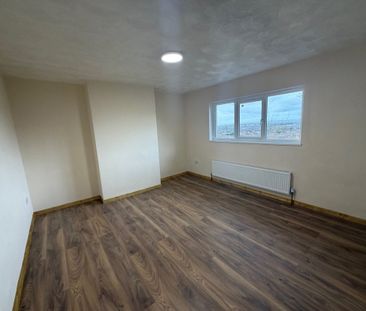 Heol Dewi Sant, Penllergaer, SWANSEA - Photo 6