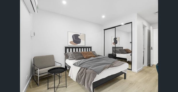 ROOM FOR RENT - SHORT WALK TO RMIT BUNDOORA - BILLS & INTERNET INCLUDED - Photo 1