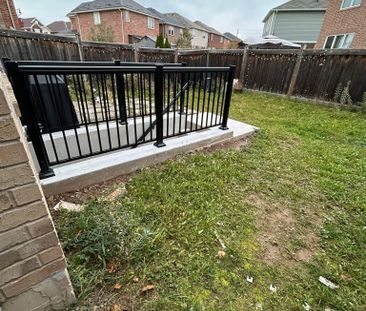 For Lease - 23 Bleasdale Avenue, Brampton, Ontario - Photo 4