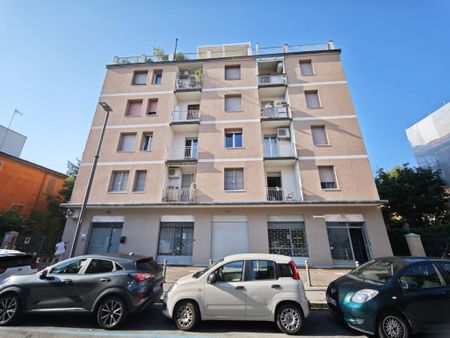 STANZA MATRIMONIALE AD USO SINGOLO ZONA STAZIONE AV - Photo 4