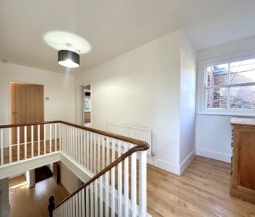 4 bedroom terraced house to rent - Photo 4
