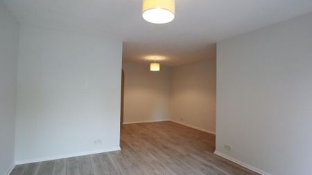 1 bedroom ground floor flat to rent - Photo 5