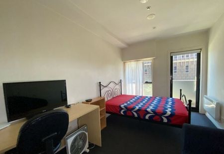 Melbourne University at your doorstep! - Photo 2