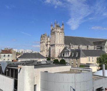 Location Appartement 1 pièce 32m² POITIERS 86000 - Photo 3