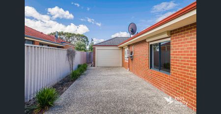 Well presented family home - Photo 4