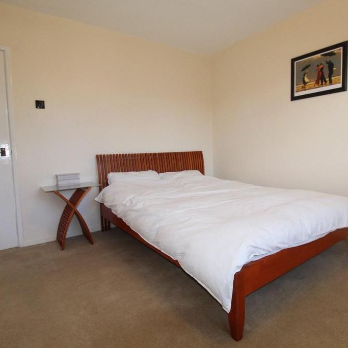 1 bedroom in a house share to rent - Photo 1