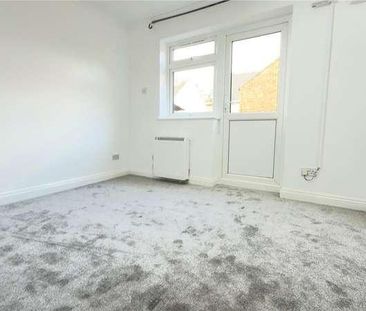 Cricklewood Lane, Cricklewood, London, NW2 - Photo 4