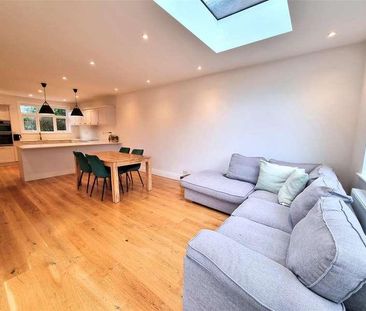 Alexandra Road, Poole, BH14 - Photo 1