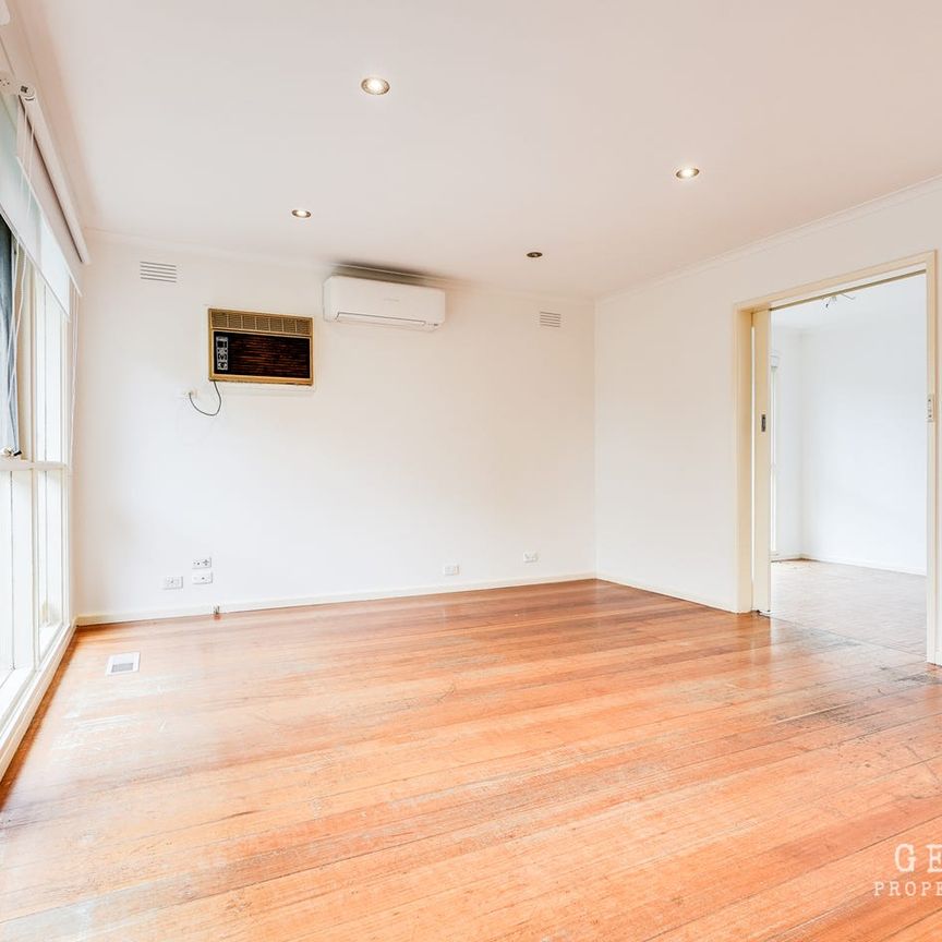 Bell Post Beauty (Check Out My 3D Tour) - Photo 1