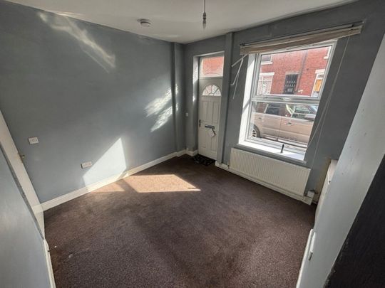 2 bed Terraced - To Let - Photo 1