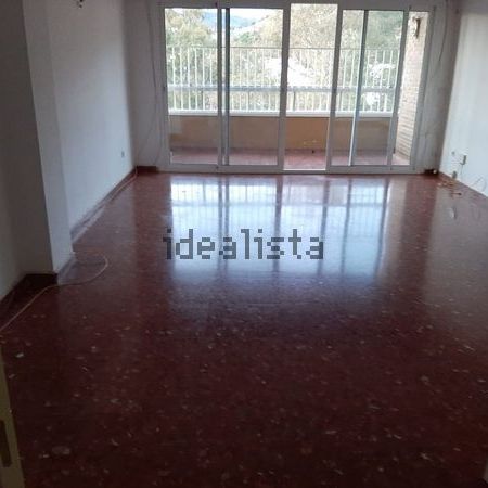 Alquiler de piso en Calle Antonio Trueba - Photo 1