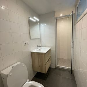 Location Appartement 2 pièces 26m² - Photo 2