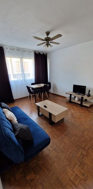 T2 - Photo 1