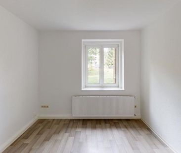 3-Raum-Erdgeschosswohnung mit Tageslichtbad und Balkon - Foto 3