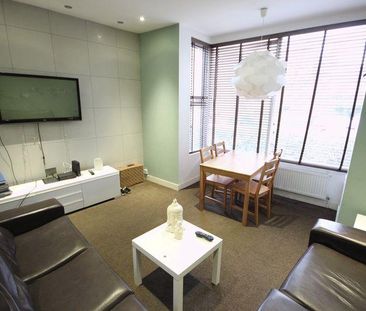 5 bedroom house to rent - Photo 2