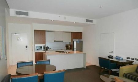 Furnished One Bedroom In Surfers Paradise! - Photo 5