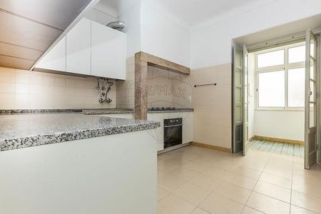 Apartamento T3 em Lisboa - Photo 2