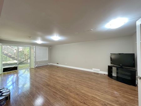 For Lease - 35 BLUE HERON Court, Rockcliffe Park, Ontario - Photo 3