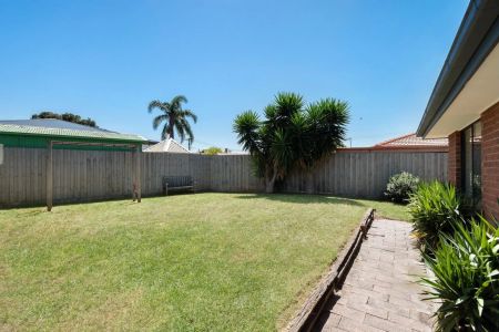 21 Juliana Drive, Carrum Downs. - Photo 5