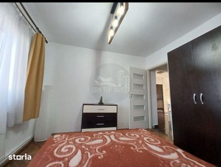 Apartament 3 camere cu balcon zona Parcul Sub Arini - Photo 4