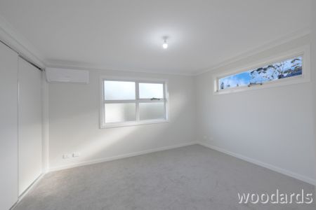 Lifestyle & Location! - Photo 3
