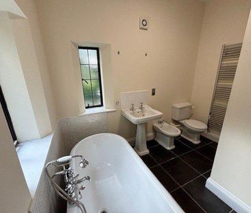 3 bedroom detached house to rent - Photo 4