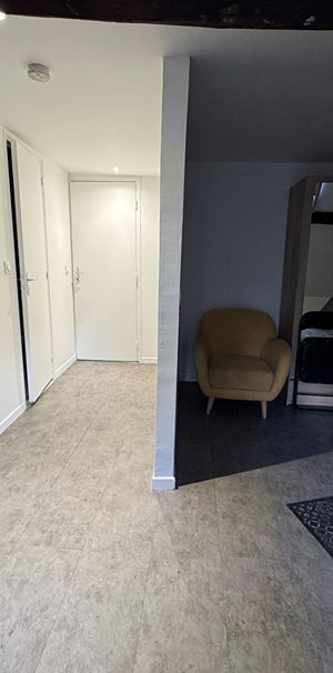 Location appartement 1 pièce, 14.20m², Meaux - Photo 1