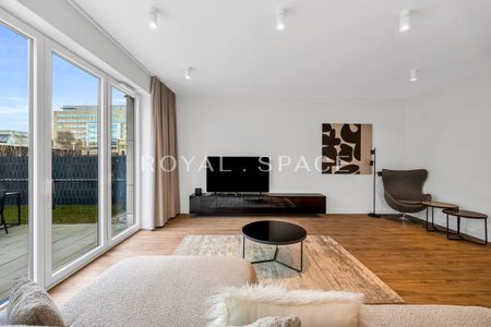 Apartament z prywatnym ogrodem i przeszkleniami! - Фото 3