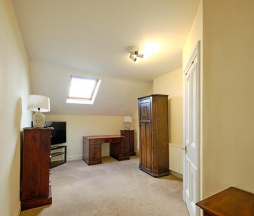 3 bedroom apartment to rent - Photo 2