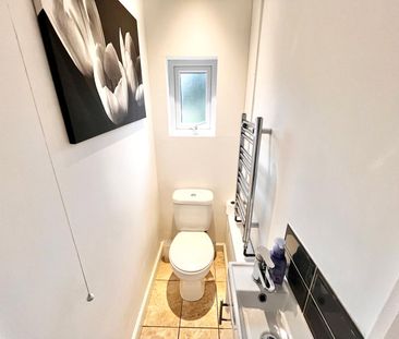 St. Marys Road, Southend-on-Sea, Essex, SS2 6JS - Photo 4