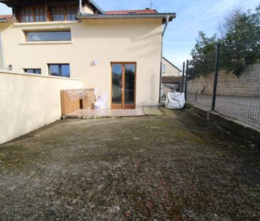 Location Appartement 2 pièces 27m² CHAILLY EN BIERE 77930 - Photo 2