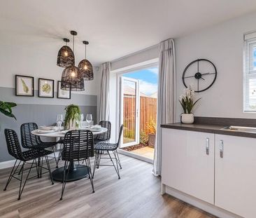 3 bedroom semi-detached house to rent - Photo 3