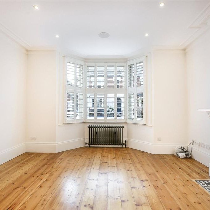 4 bedroom semi-detached house to rent - Photo 1