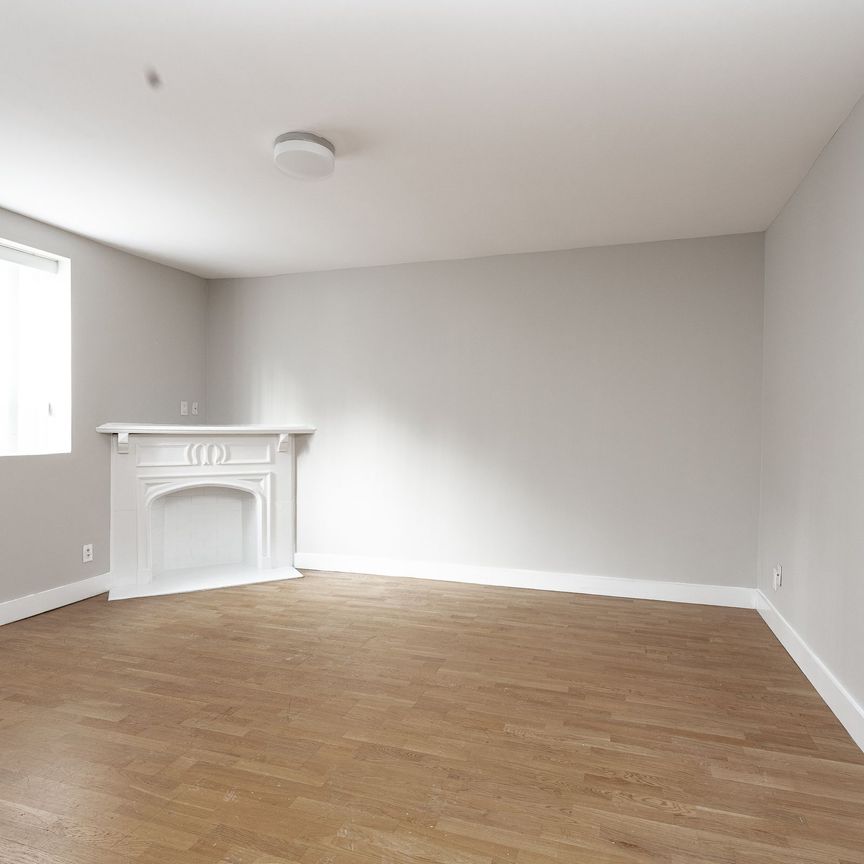 81 Isabella Street - Photo 1
