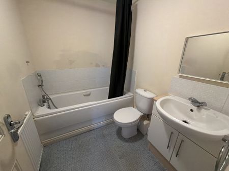 Wilson Drive, Oldbury, Tividale - Photo 2