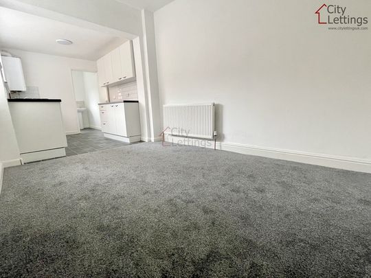 2 Bedroom Flat - Photo 1