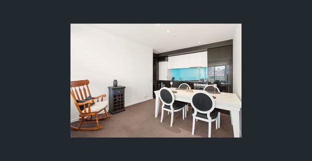 Sensational space in The Quays - Photo 1