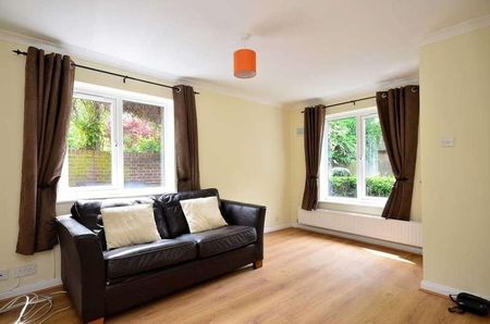 Caroline Place, Battersea, SW11 - Photo 5