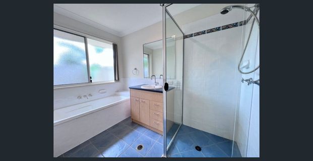 Spacious Four-Bedroom Family Home - Photo 1