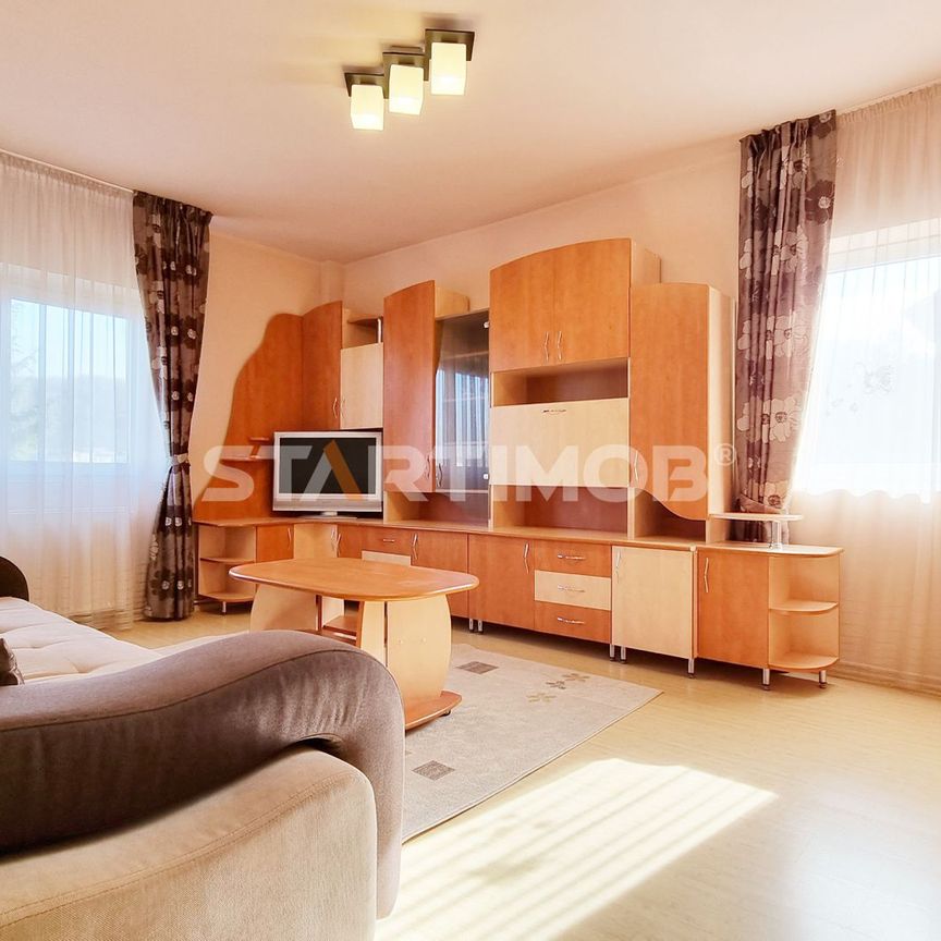 Apartament mobilat Racadau cu 2 parcari supraterane - Photo 1