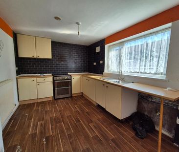 2 bedroom terraced house to rent - Photo 3