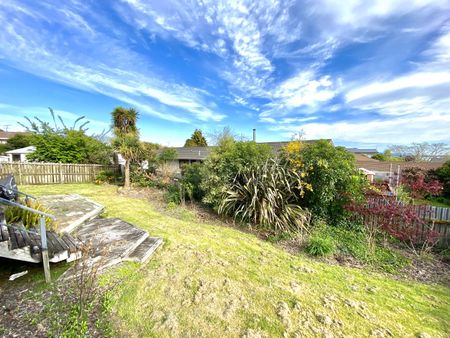 Charming Home in the Sunny Heart of Richmond - Photo 5