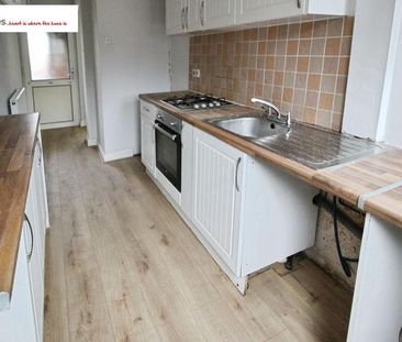 3 bedroom terraced house to rent - Photo 2