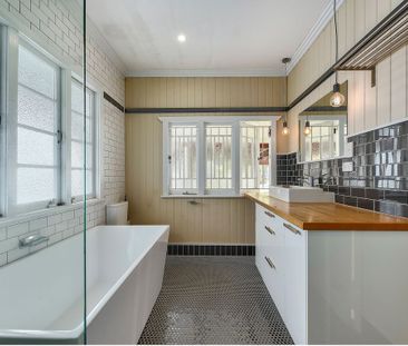 Charming Home with Modern Appeal - Photo 2