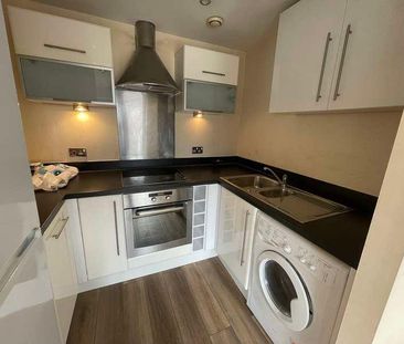 Lower Canal Walk, Southampton, SO14 - Photo 2