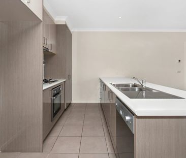 MODERN LOW-MAINTENANCE LIVING IN SEBASTOPOL - Photo 6