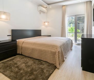 MORADIA T4 DUPLEX EM CONDOMÍNIO NO CENTRO DO ESTORIL - Photo 4