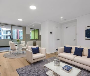 Spacious One-Bedroom Apartment in the Heart of Wolli Creek - Photo 2