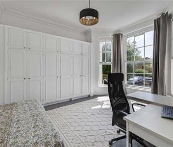 Parkland Gardens, SW19 - Photo 5