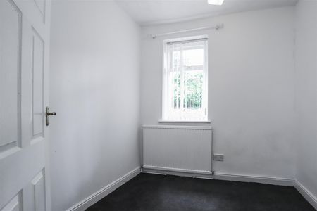 Burnley Road East, Rossendale - Photo 5